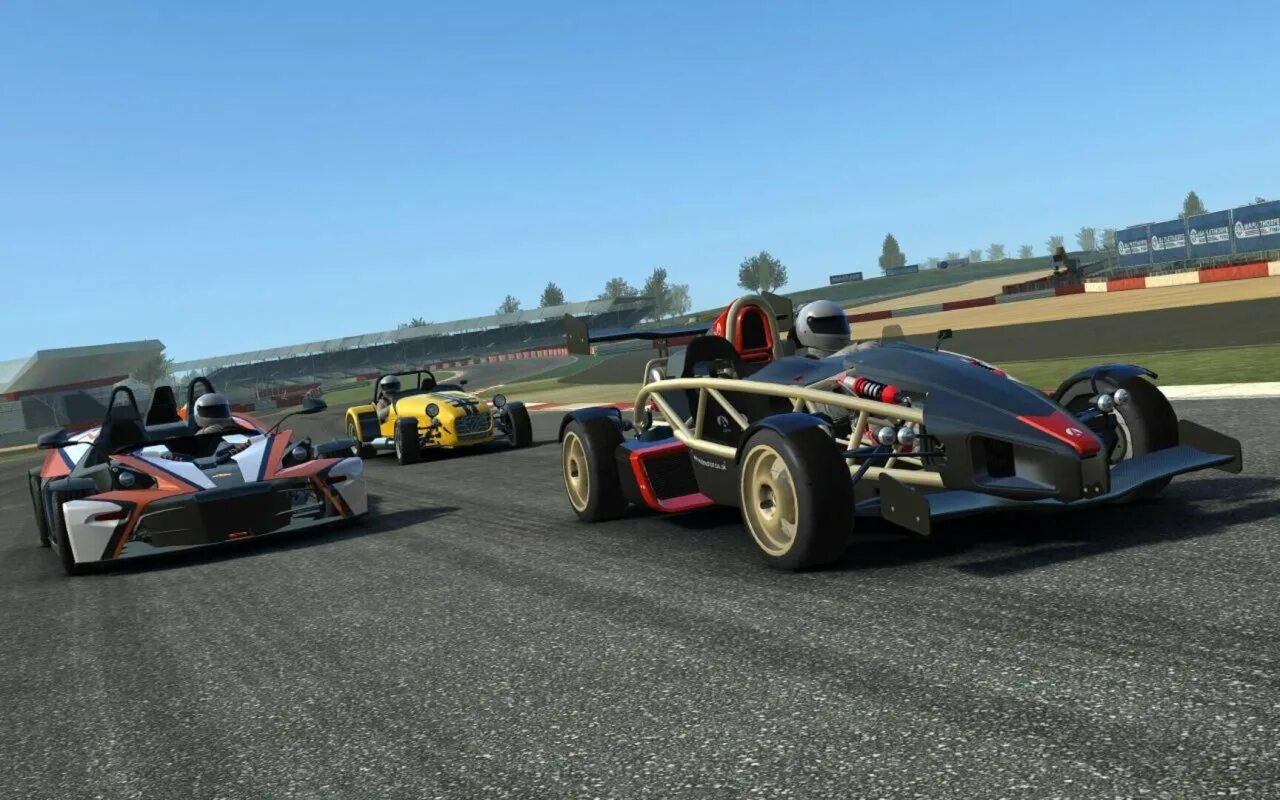 3 racing games. Реал рейсинг 3. Real Racing 3 Subaru. Игра real Racing 3. Планшет Реал рейсинг 3.