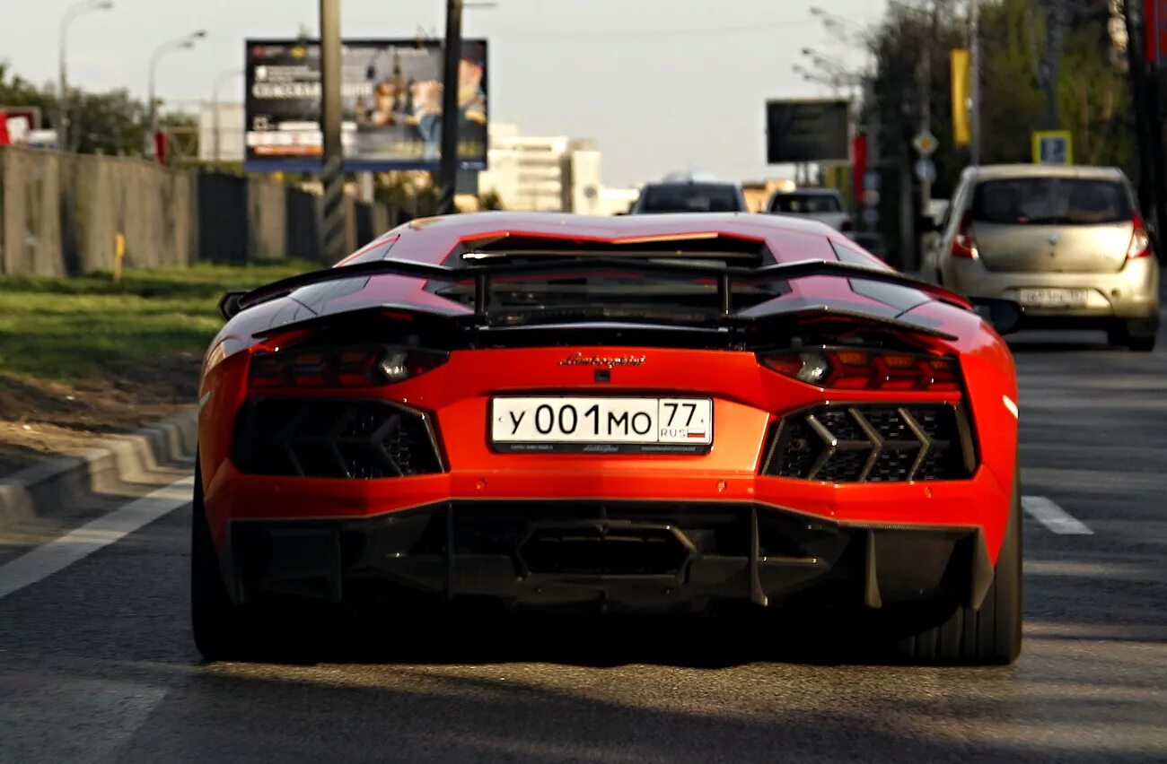Lamborghini aventador sv. Ламборгини в москве. Ламборджини 777. Lamborghini aventador 2021. Lamborghini aventador lp 750.