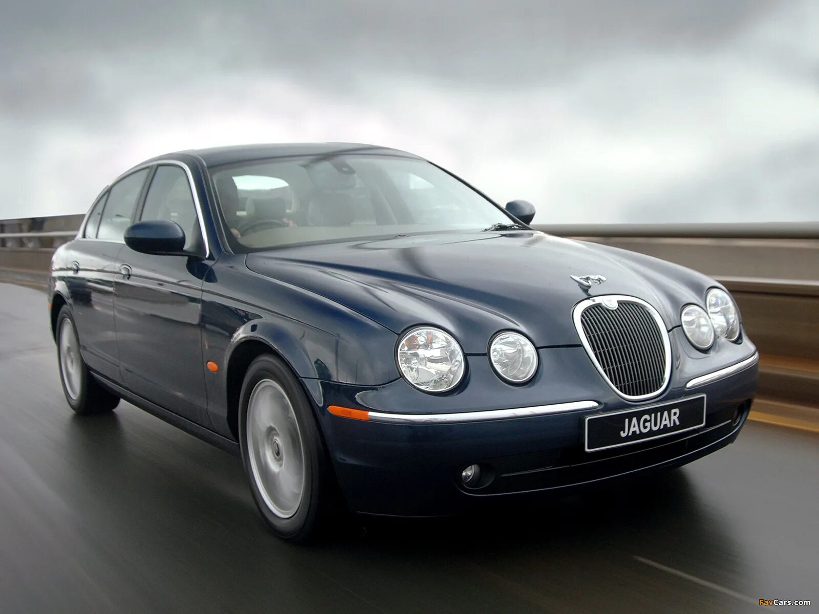 Машина ягуар страна производитель. Jaguar s-Type 2003. Ягуар s Type 2003. Jaguar s Type 2005. Jaguar s Type i 2003.