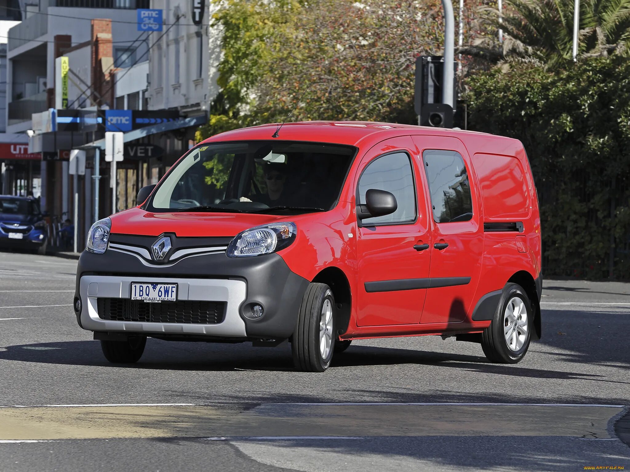 Купить рено кангу москве. Renault Kangoo 2014. Renault Kangoo 2014 комплектации. Renault Kangoo 3. Renault Kangoo Maxi.