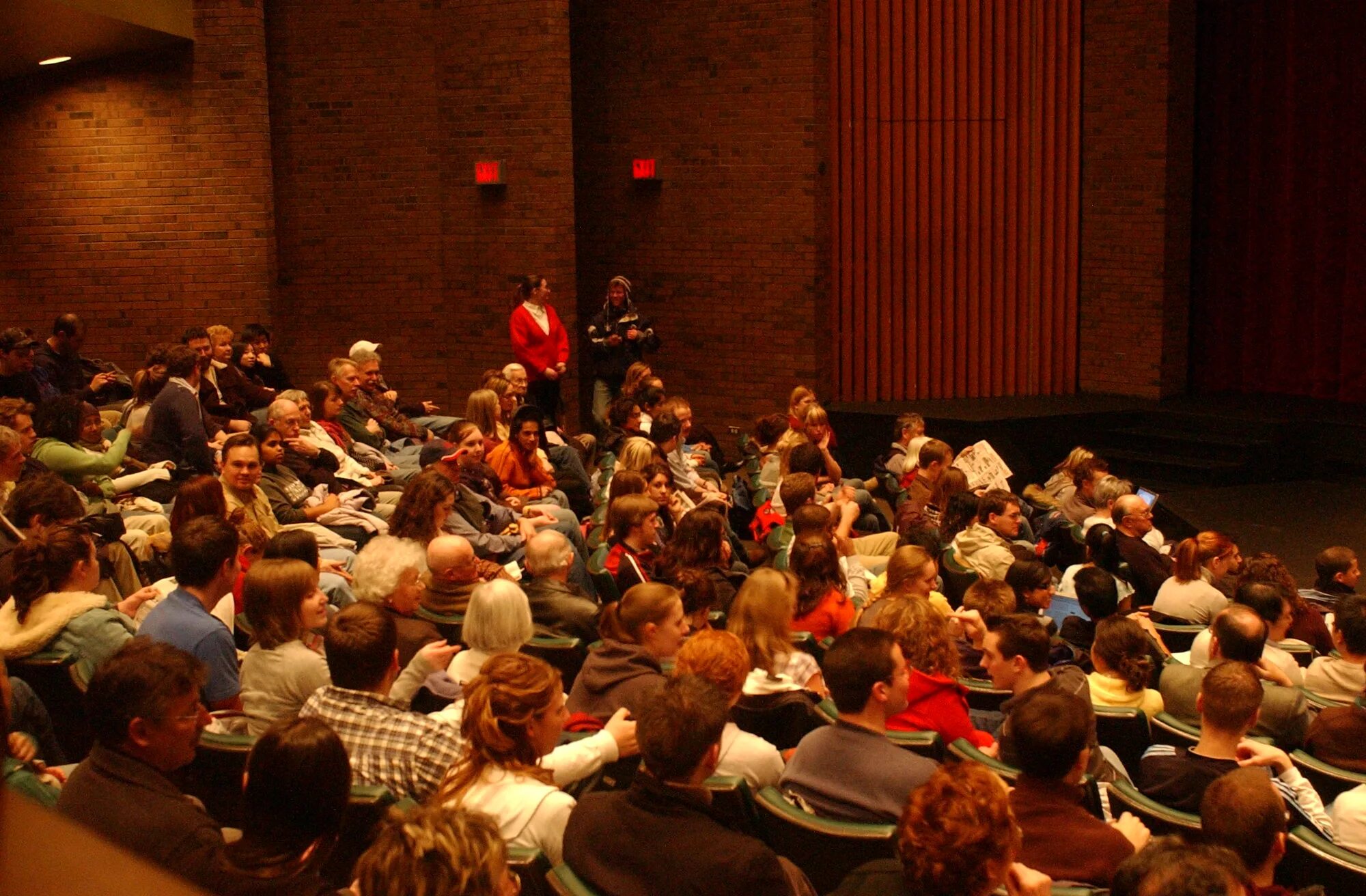 Аудитори, зрители. Театр глазами человека. Theatre audience Performance people emotions схема.