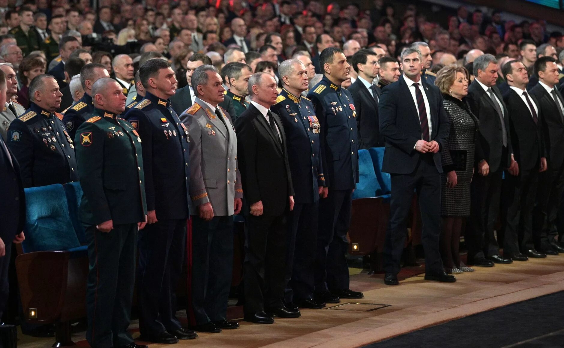 Концерт по случаю дня защитника Отечества. 23 Февраля концерт в Кремле. Торжественный концерт ко Дню защитника Отечества. Праздничный концерт 23 февраля Кремль. 23 февраля театр российской армии