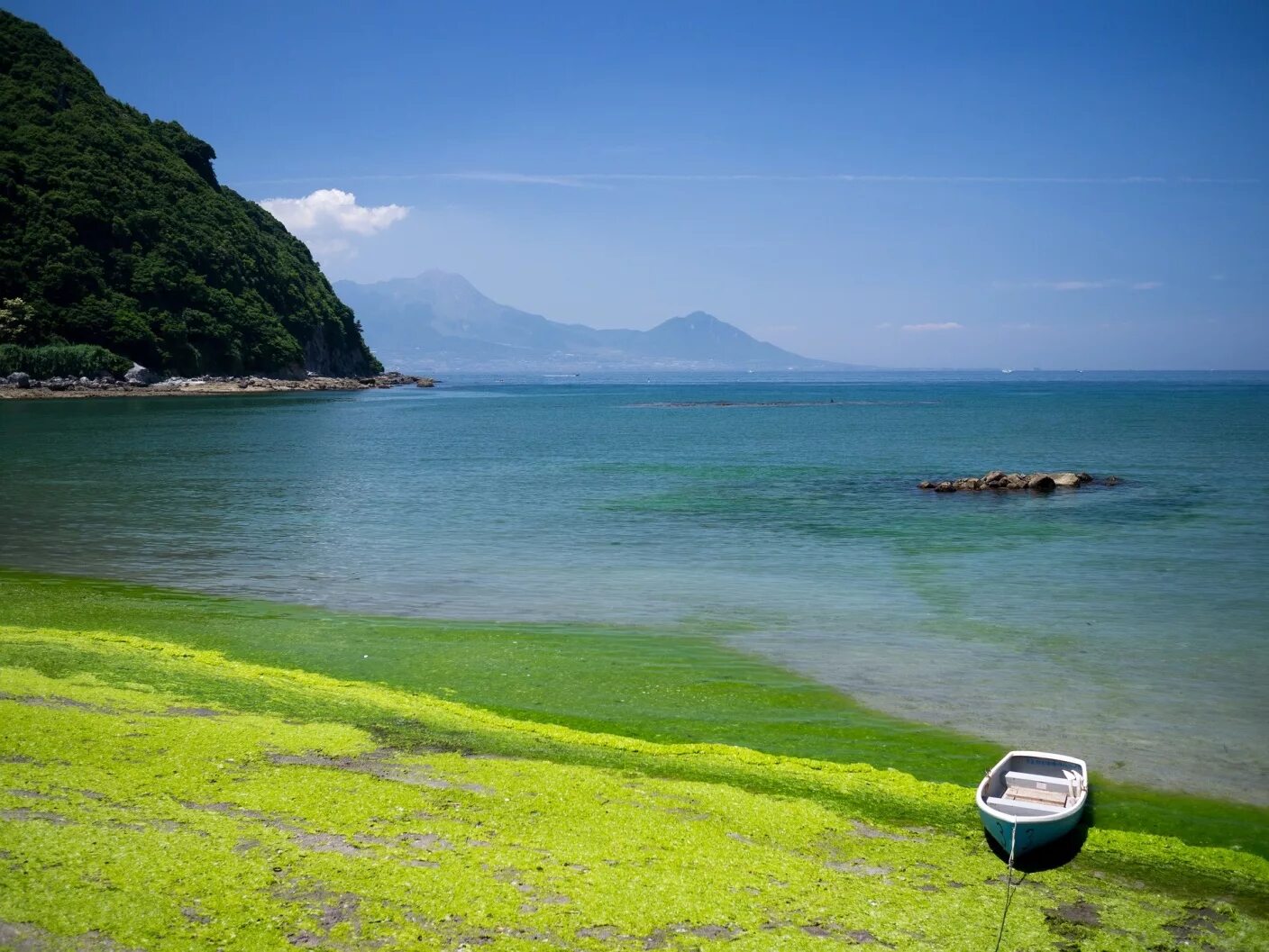 Кумамото Япония море. Кюсю Япония. Kyushu Island. Остров Кюсю пляжи. Океаны омывающие японию