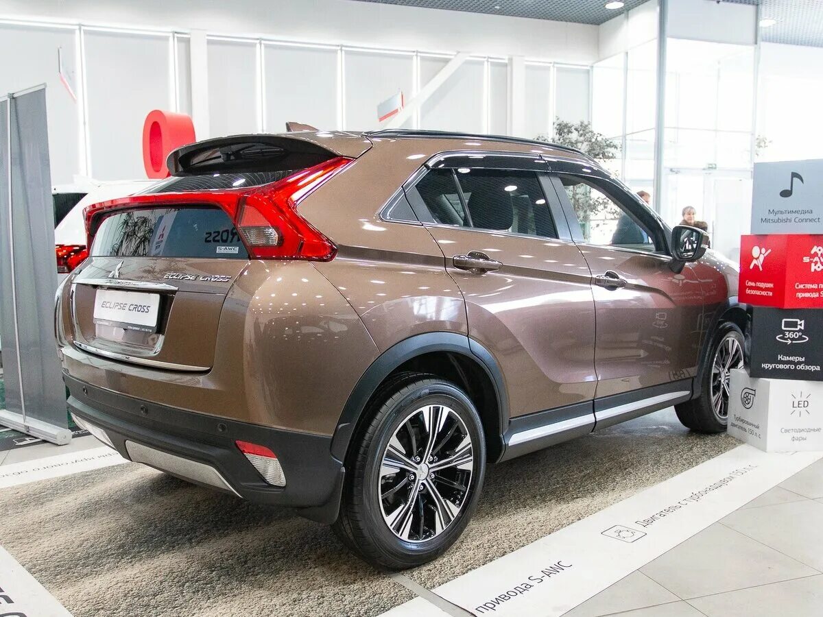 Митсубиси эклипс кросс 2018. Mitsubishi eclipse cross 2018. митсубиси эклипс 2018. mitsubishi eclipse cross 2018 года. эклипс кросс 2018 4wd.