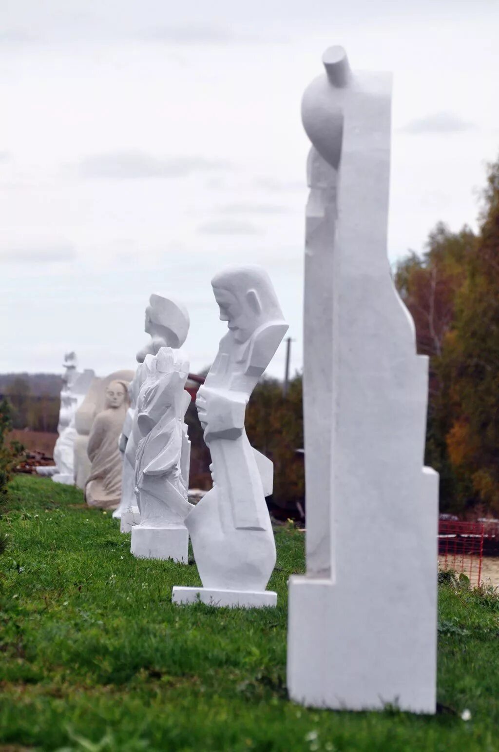 Парк пушкина саранск зимой. Скульптура «семья» в саранске. Парк культуры и отдыха имени пушкина саранск. Париккала финляндия парк скульптур. Париккала финляндия парк скульптур.