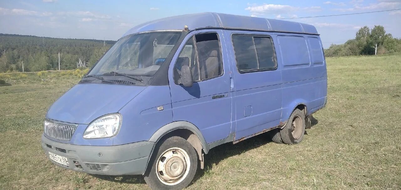 Газель 2705 2001. Газель 2705 екатеринбург. Грузоперевозки газель цельнометаллическая. Газ 2705 грузовой бортовой. Газель белая.