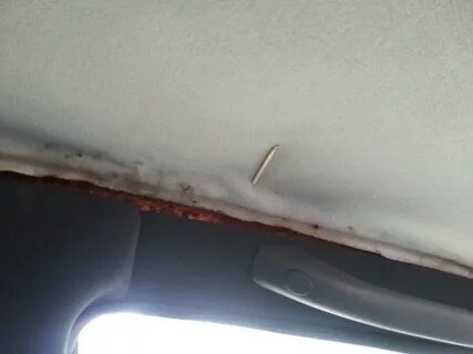 Заломы потолка автомобиля