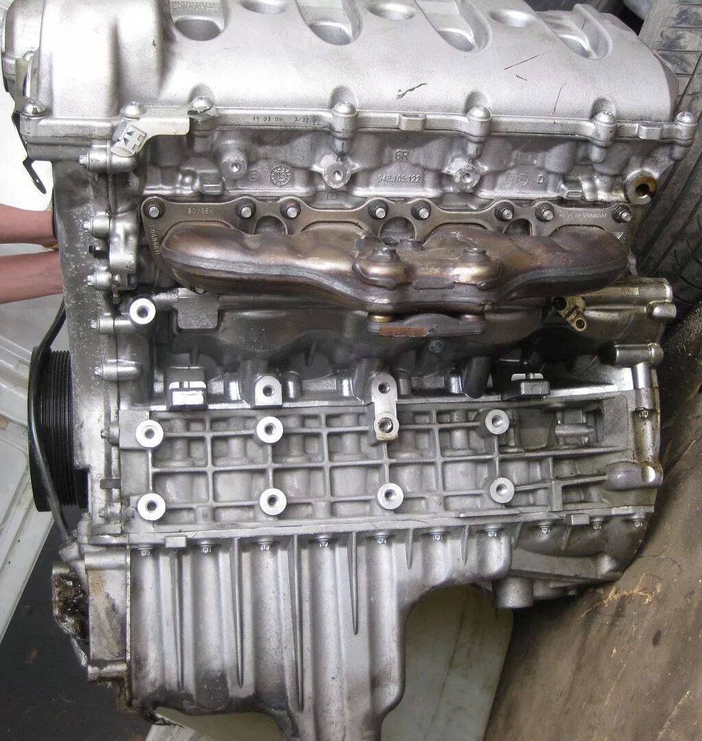 Порше номер двигателя. M48.51 цилиндры. Двигатель м48 Кайен. Номер двигателя Porsche Cayenne 4.8. Мотор Порше 4.8 турбо.