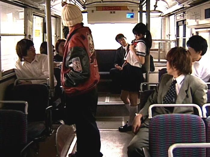 Schoolgirl bus. Girl on a Bus дорама. School girl Bus.