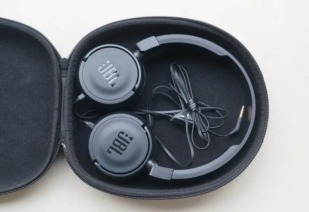 Чехол для наушников JBL 500bt. Чехол для JBL tune510bt. JBL Tune 600bt. Наушники JBL t600bt. Наушники jbl tune обзор