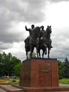 Площадь воссоединения