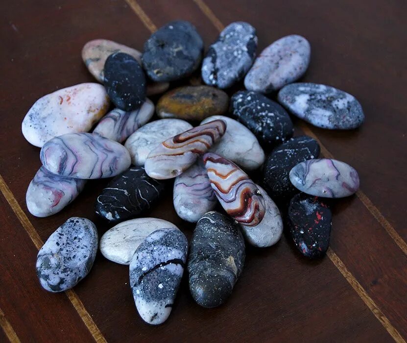 Морские камни купить. Коллекция морских камней. Коллекция морской гальки. Изделия из камня. Морская галька.