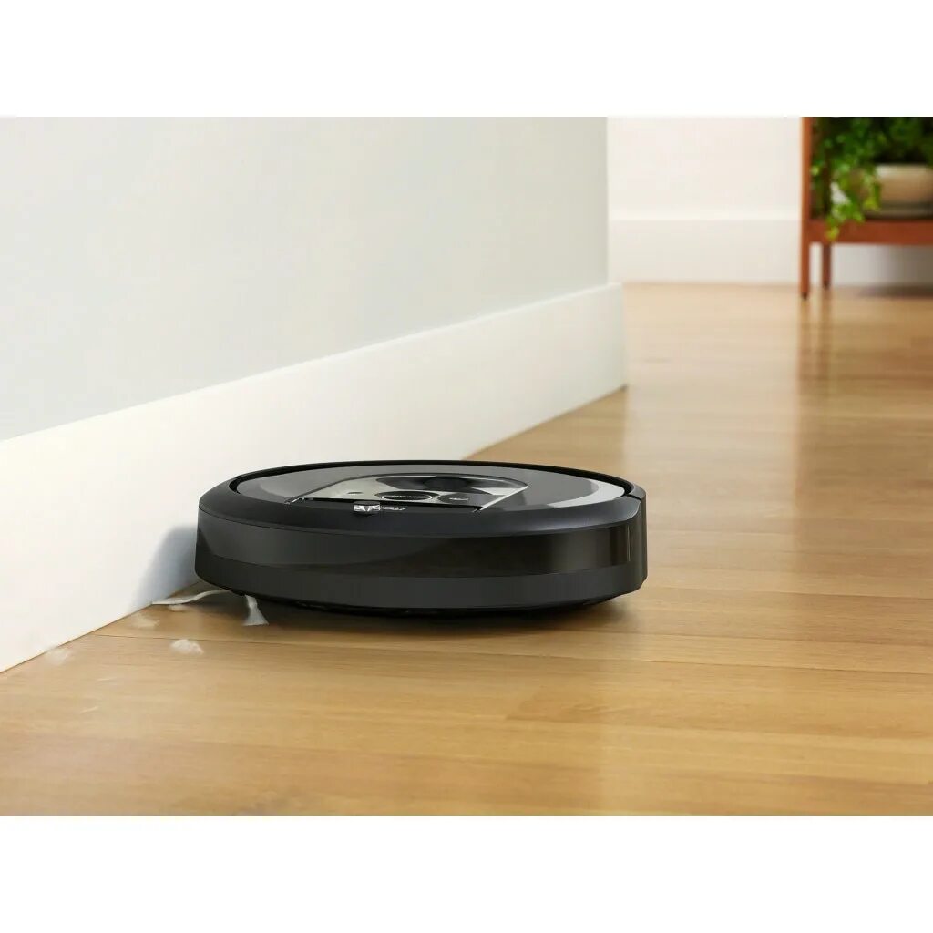 Каким должен быть хороший робот пылесос. Irobot roomba i7. робот пылесос дастэними. irobot пылесос с пультом. робот irobot видео.