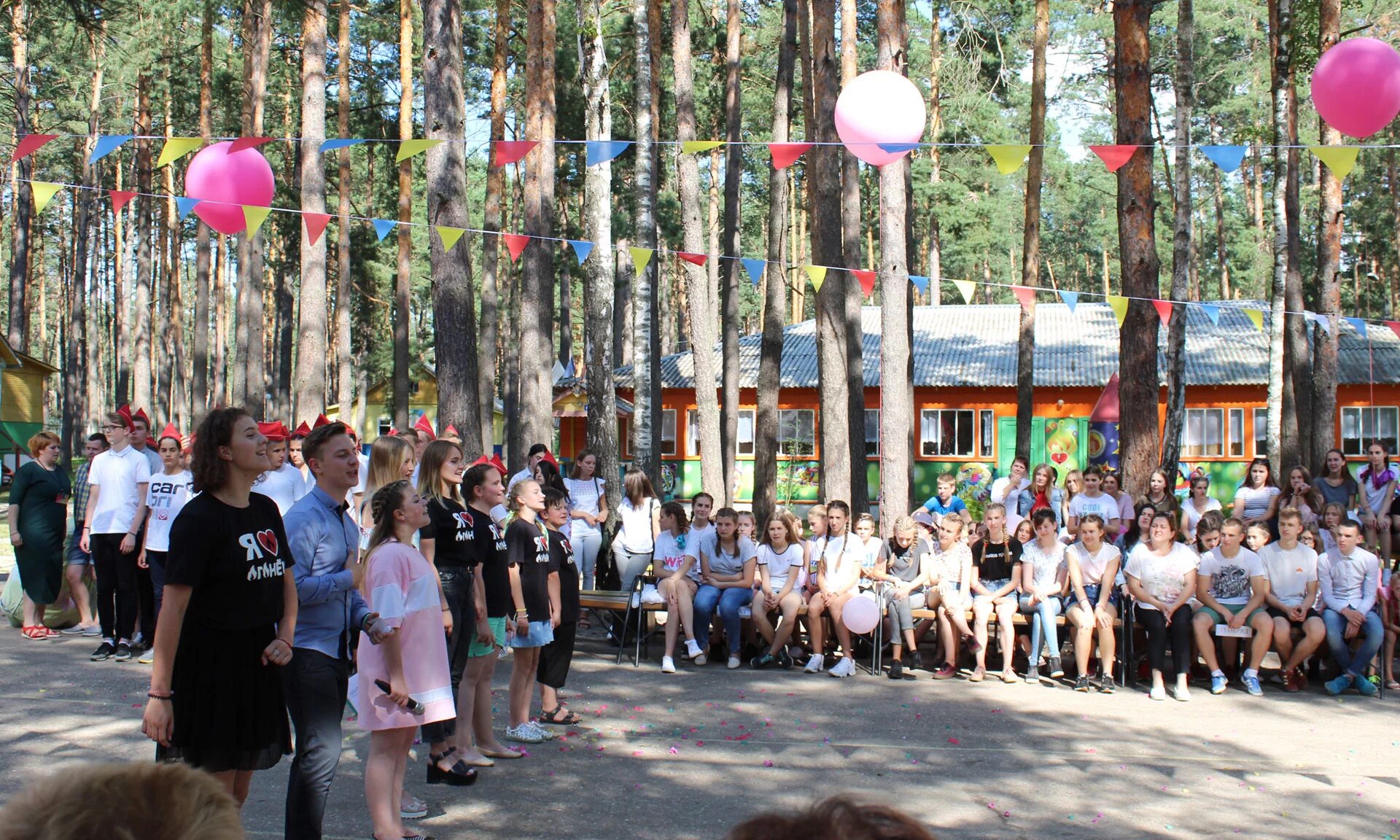 Детский лагерь огонек брянск. Летний лагерь огонек ивановская область. Детский оздоровительный лагерь огонек. Огонёк лагерь улан-удэ. Дол огонек посёлок ильичёво.