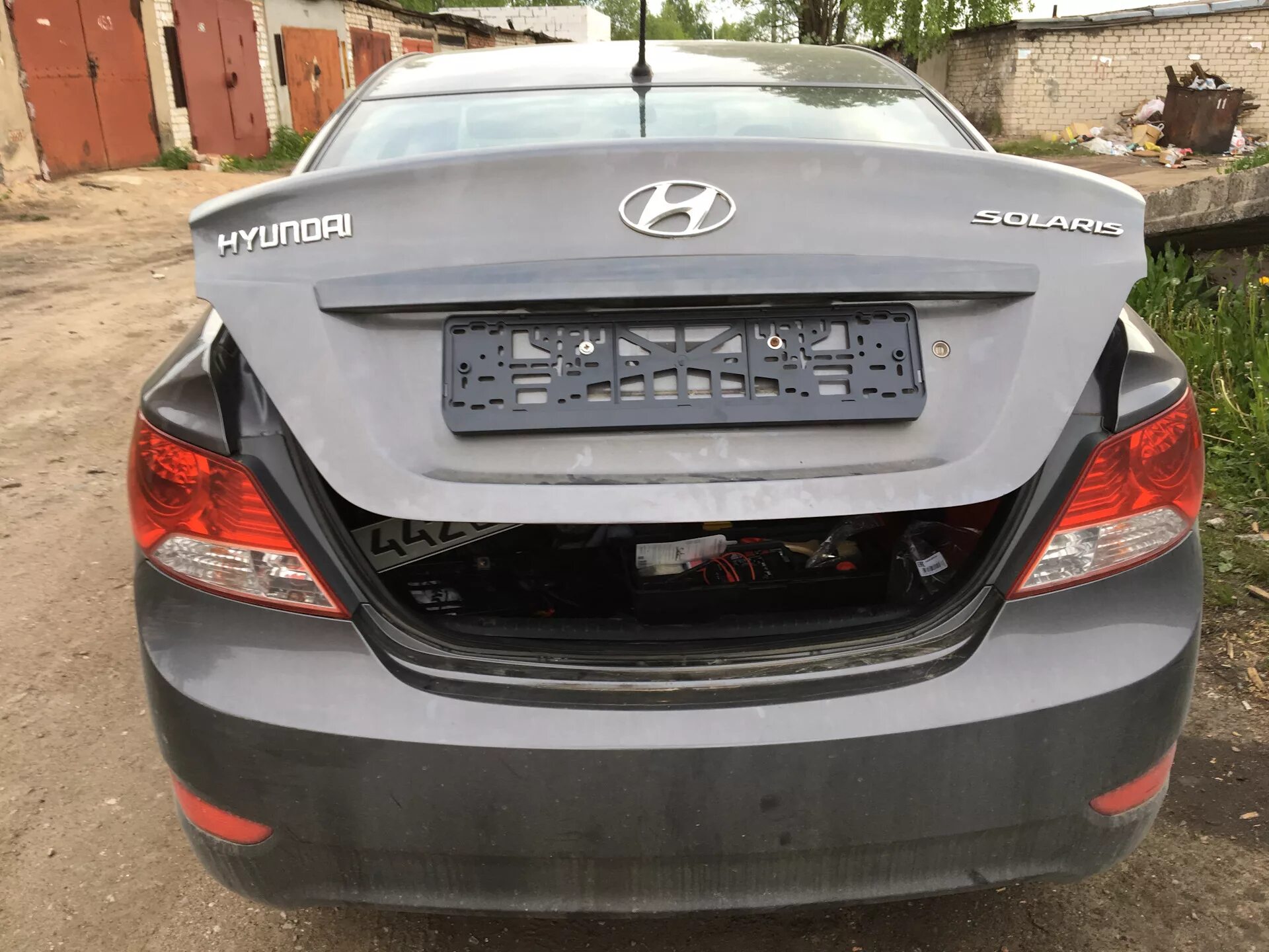 #1_Защита от рамки номеров - Hyundai Solaris (2G), 1,6 л, 2019 года своими рукам