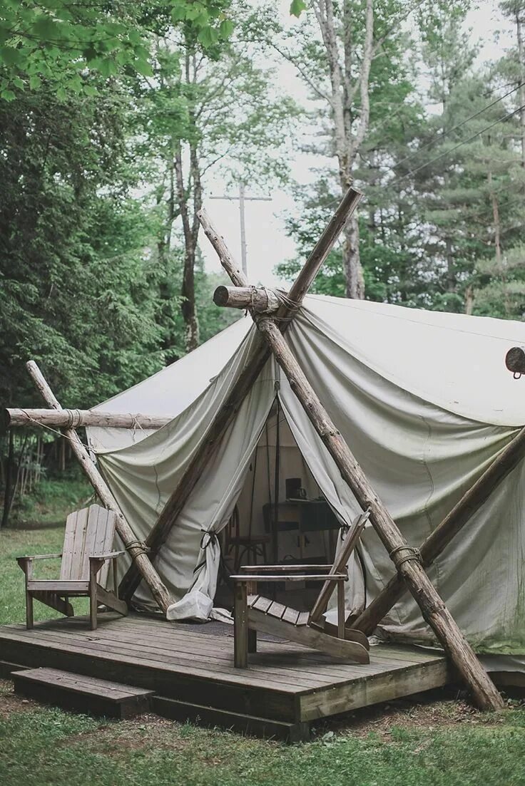 True camp. Палаточный дом. Глэмпинг из армейской палатки. Кемпинг кемпинг. Глэмпинг из солдатской палатки.