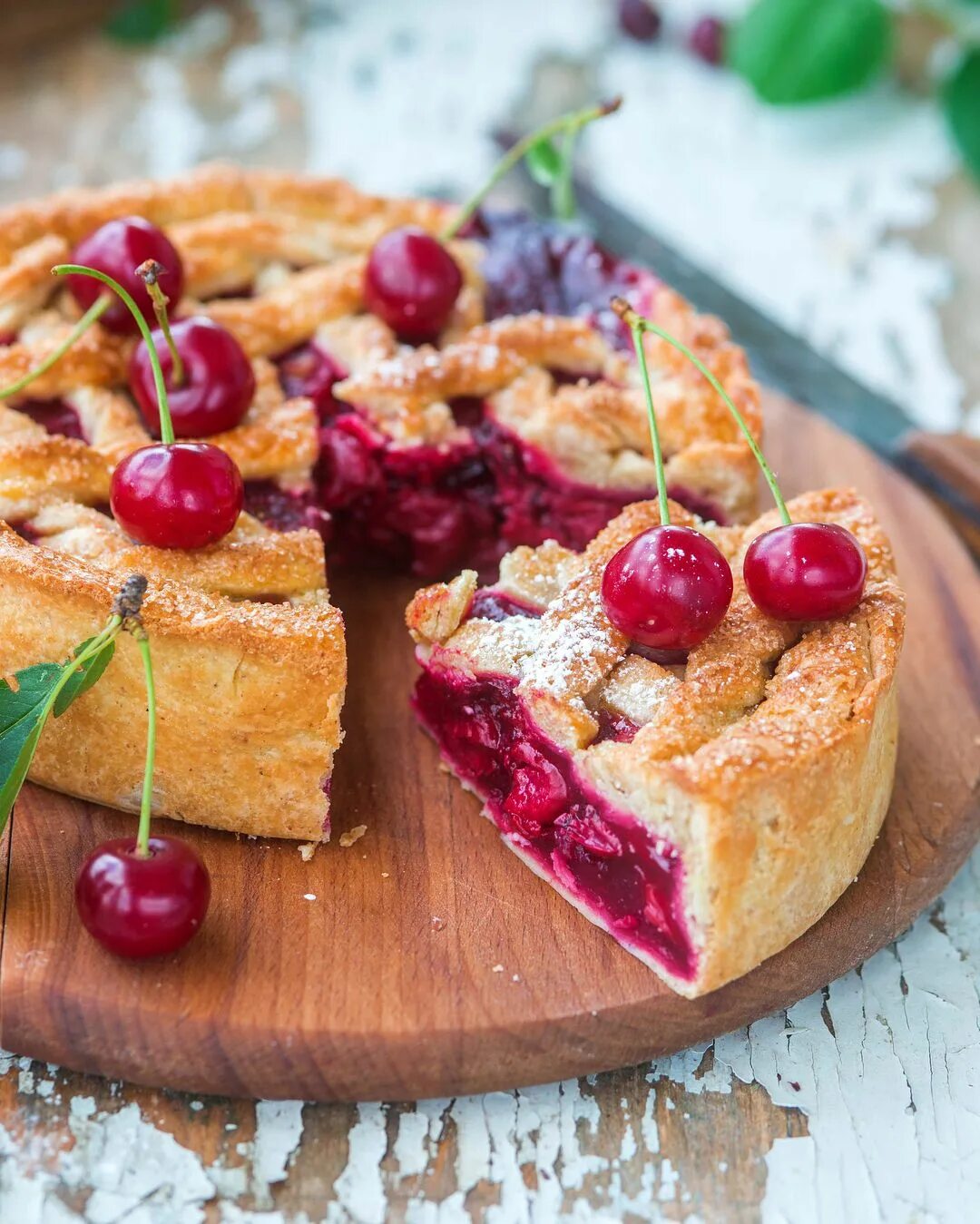 Вишневый пирог (мичиган). Пирог вишневый шик. Вишневый пай. Песочный пирог с вишней. Ягодный пирог.
