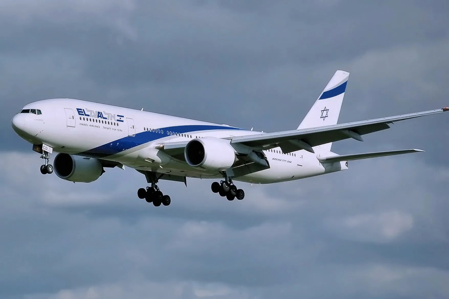 El al israel. El al Israel Airlines самолеты. Боинг 777 в Эль Аль. Боинг 777 300 Эль Аль.