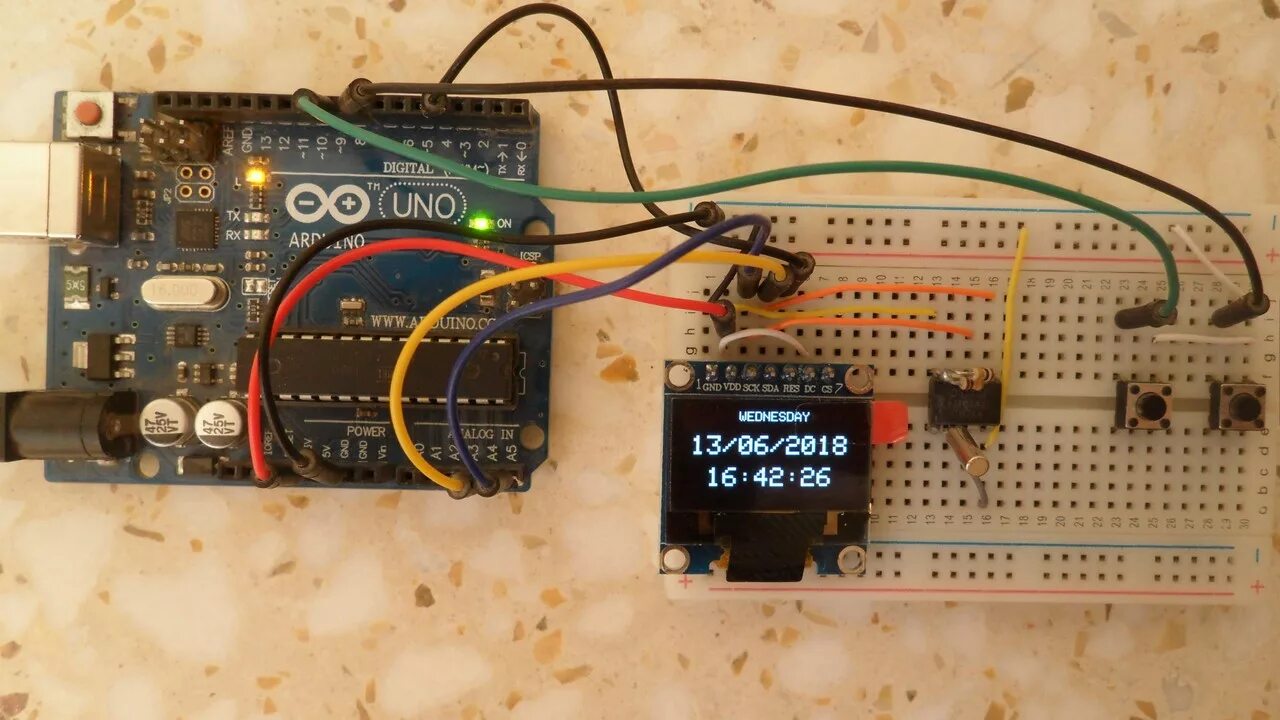 Часы реального времени на дисплее ардуино. Ардуино oled ds1302. часы на oled ssd1306. ардуино часы с oled и ds1307. ds1302 ssd1306 часы.