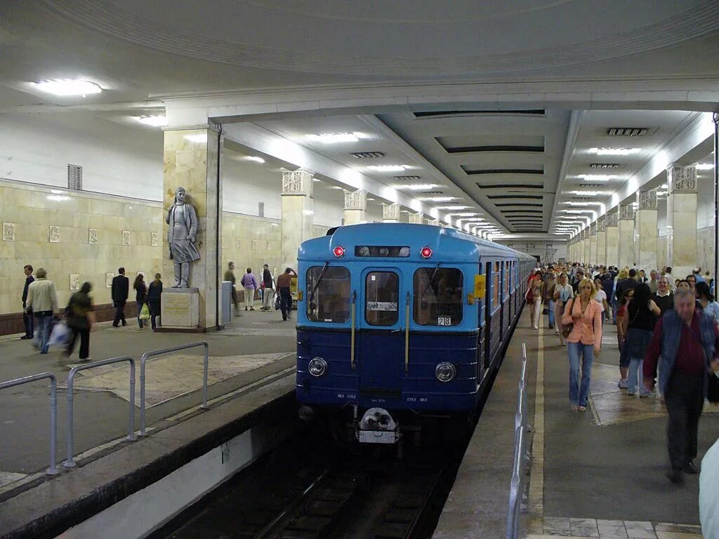 Еж3 Арбатско-Покровская линия. Метро еж3 Арбатско Покровская линия. Вагон еж3 на Арбатско-Покровской. Метро еж3 Арбатско Покровская. Метро партизанская балашиха