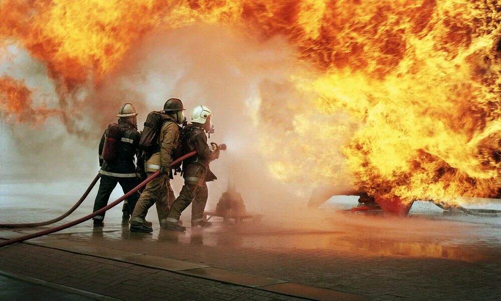 День пожарного работника. 30 апреля день пожарной охраны россии. День пожарного работника. День пожарного работника. С праздником пожарной охраны.