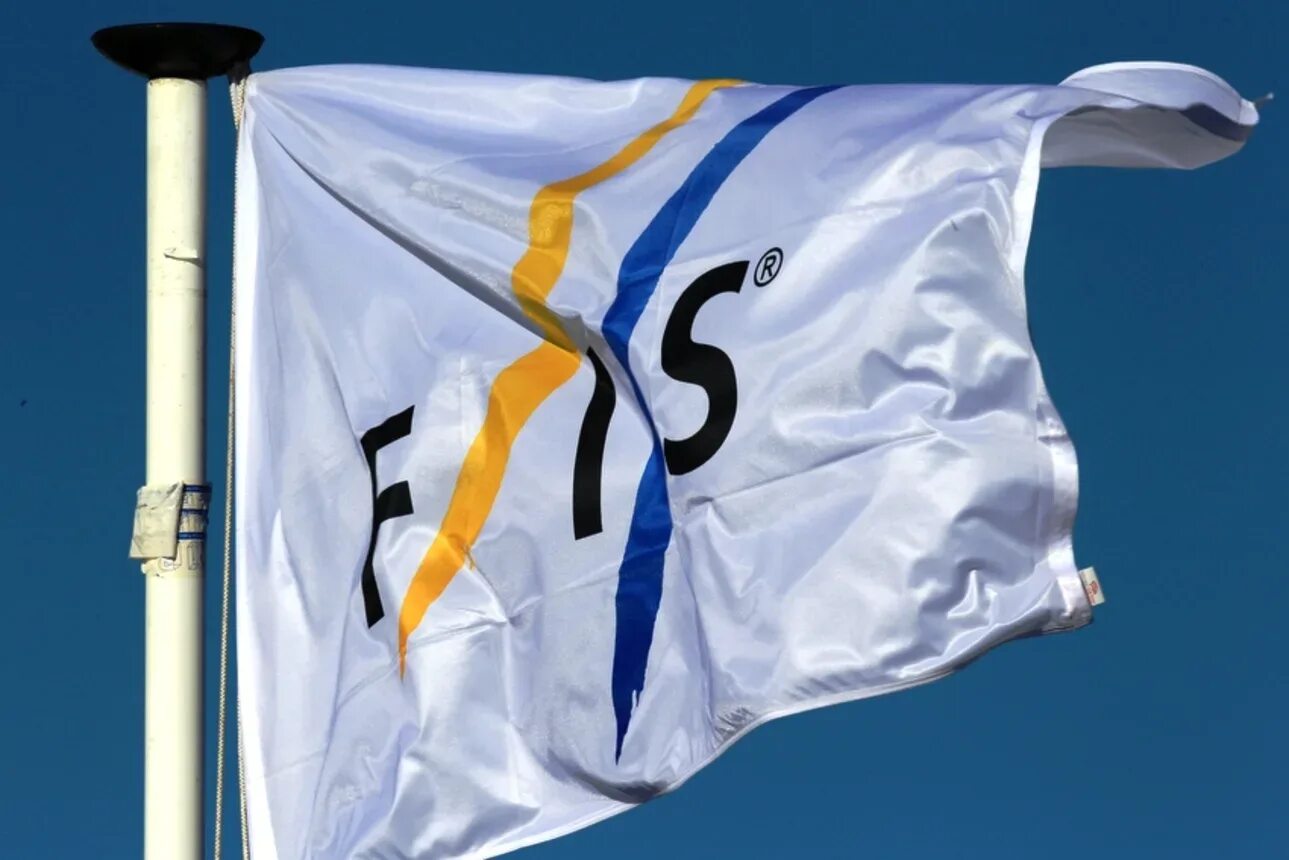 Международная федерация лыжного. Международной Федерации лыжного спорта - ФИС. Fis Международная Федерация лыжи. Флаг Fis. Fis логотип.
