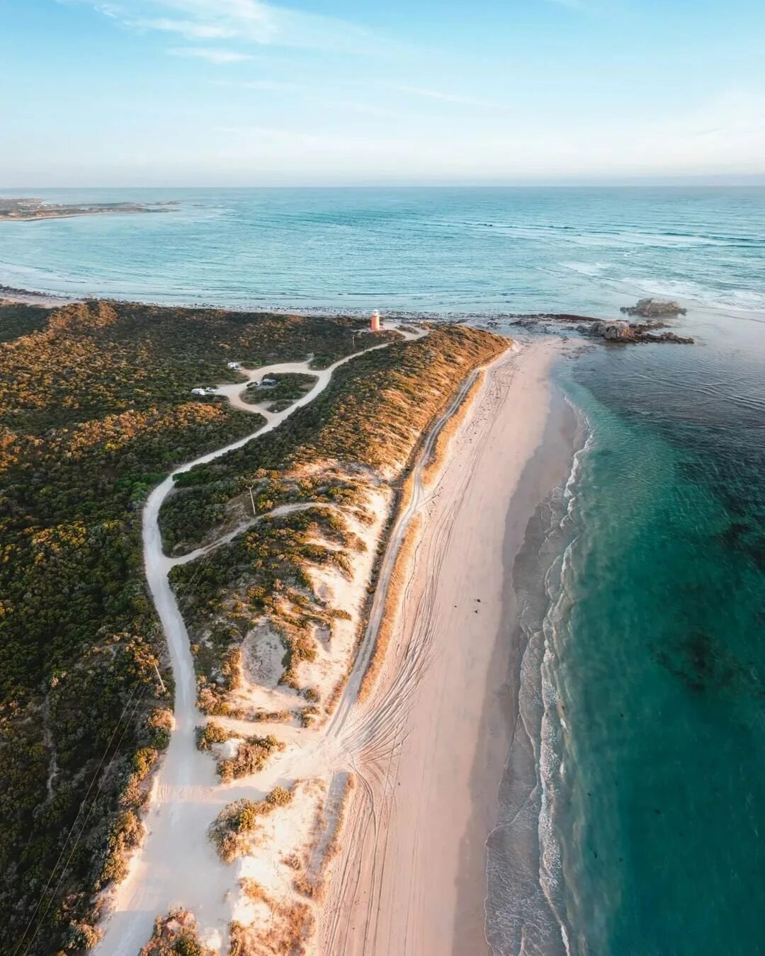 Сиднейский оперный театр местоположение. Рельеф тасмании. Giphy австралия сиднейский оперный театр. Топ 5 австралия. Байрон бей австралия фото.