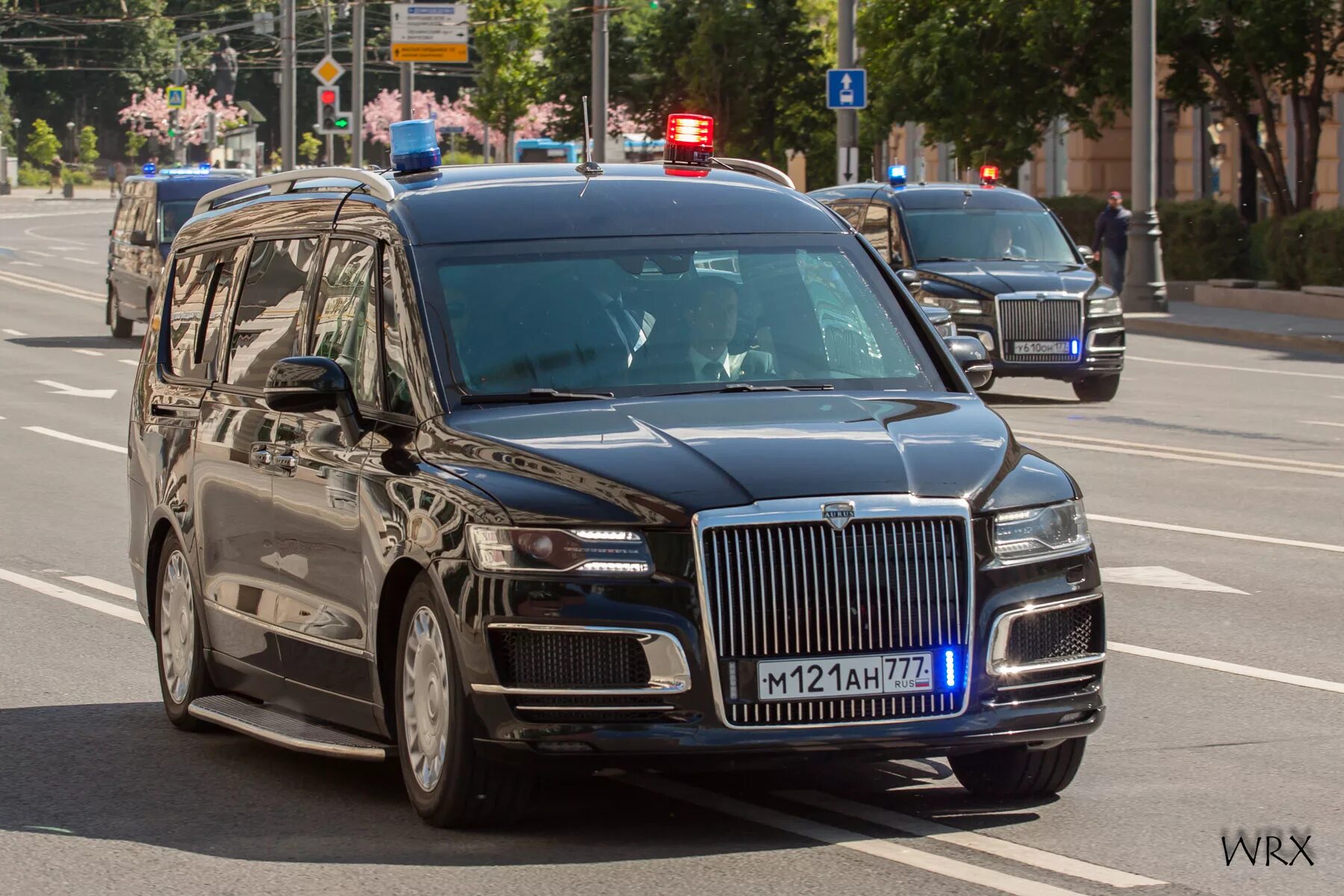 Land cruiser 300 фсо. бронированный номер. камри 40 амр. а060мр97 аурус. бронированный номер.