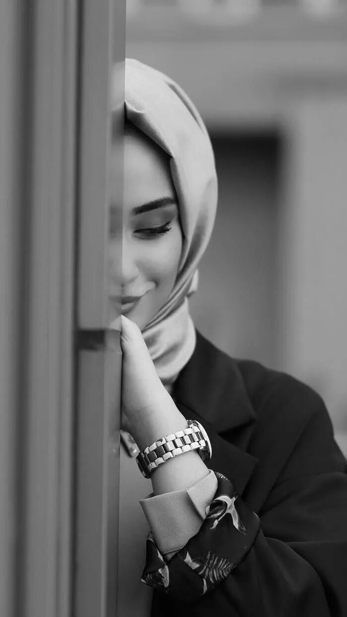 Красивые мусульманки. Девушка мусульманка. Красивые девушки в хиджабе. Девушка в платке мусульманка.
