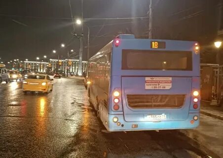 10 вечера автобус с пассажирами