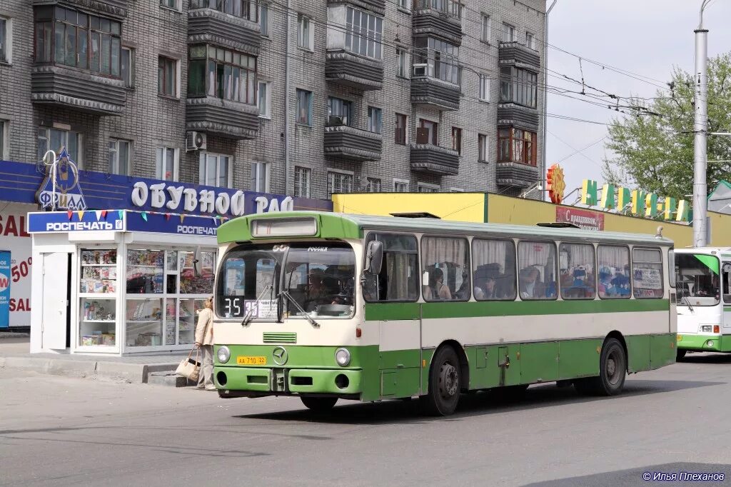 Маршрут 57 автобуса барнаул. Mercedes-Benz o305алтайскикрай. Mercedes-Benz o305 Алтайский край. Автобус 35 Барнаул. Маршрут 35 автобуса Барнаул.