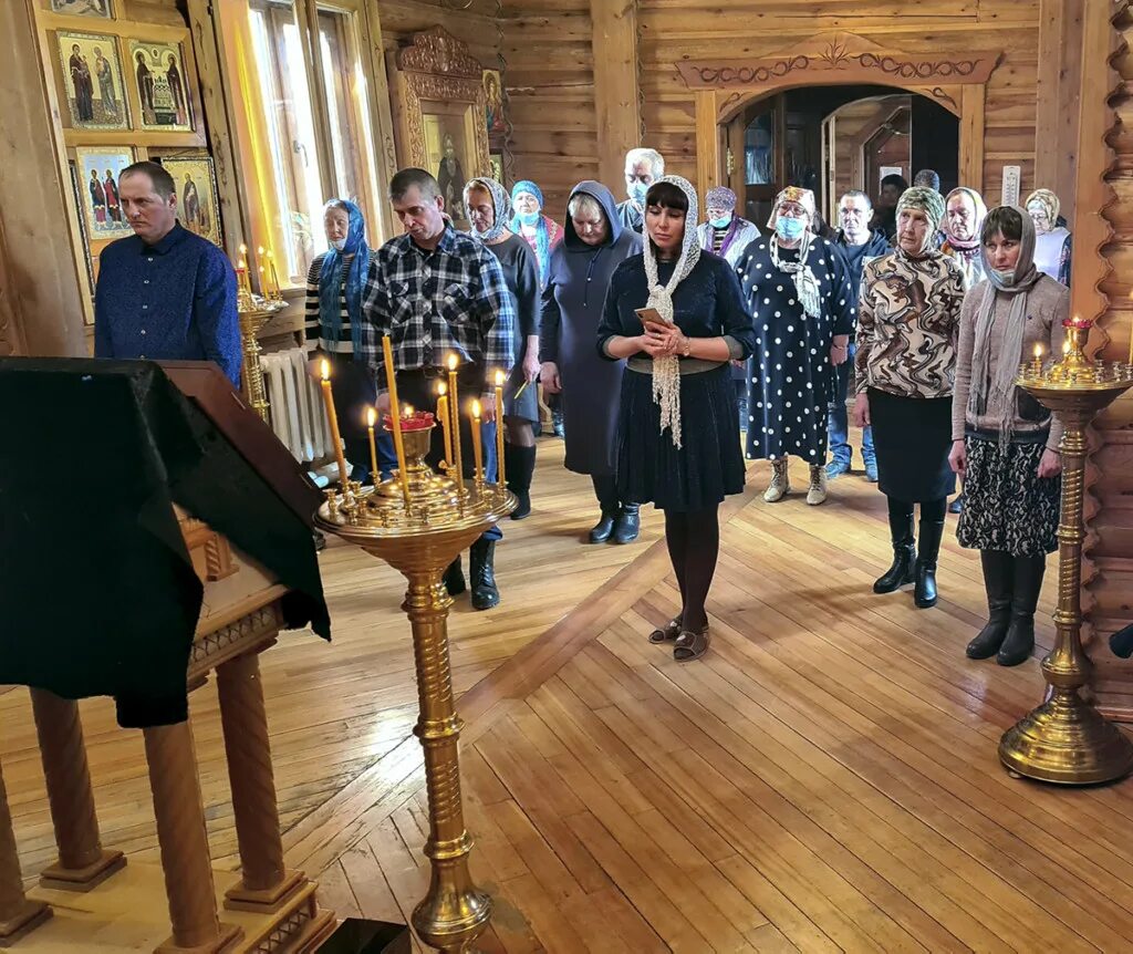 Церковь преображения господня в лебедяни, лебедянь. Преображение господне служба. Служба в храме преображения господня. Лебедянь церковь преображения господня. Преображение господне богослужение.