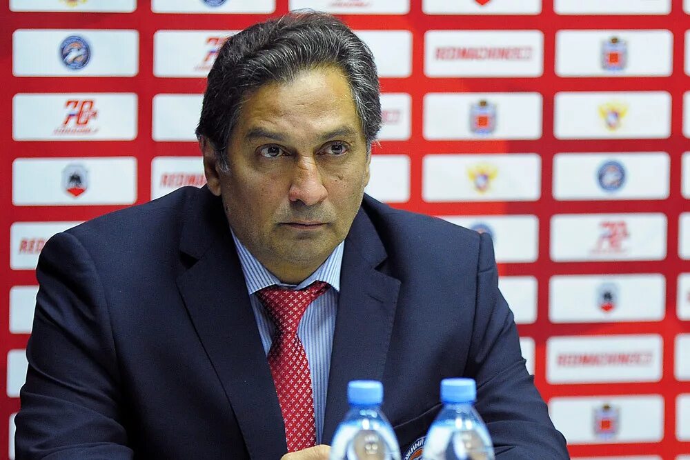 Сулейманов р р. Альвар сулейманов хоккеист. Сулейманов р тюмень. А. Зиля рахимьяновна валеева.