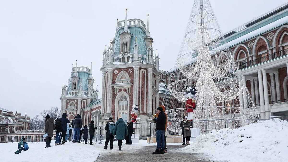 Каким будет январь в москве. Царицыно музей-заповедник зимой 2023. Москва в январе. Морозы в Москве. Январские Морозы.