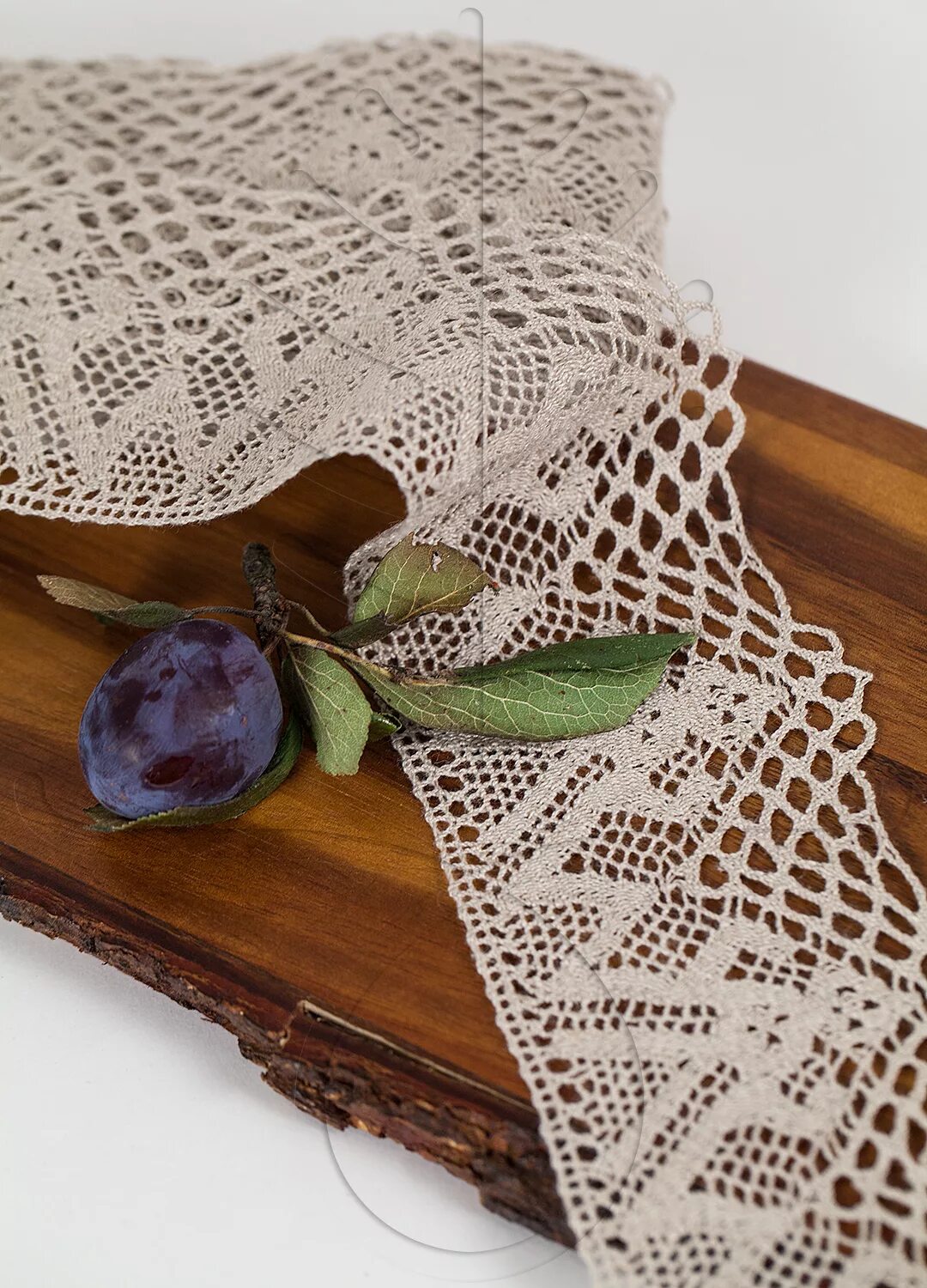 Кружевная тесьма. Кружево лен. Льняные кружева. Льняная панама кружево русь модерн лен 100. Льняные кружева.