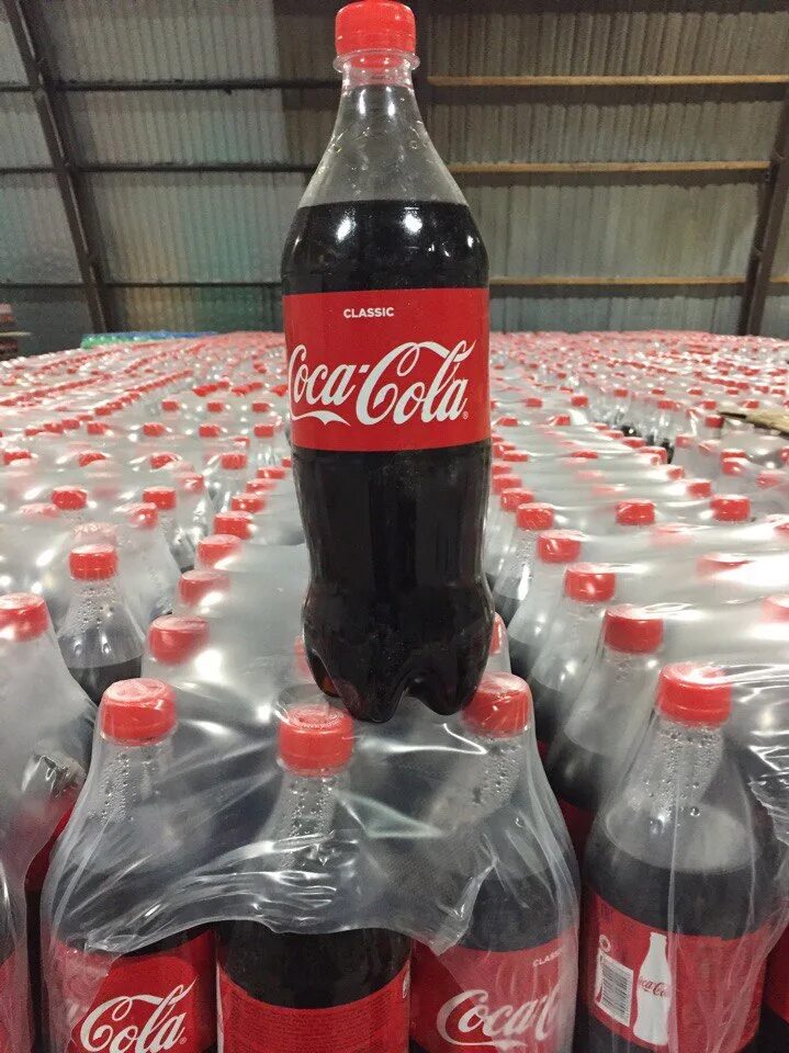 5 литра. Coca cola 1. Coca-cola 1. Кола 1 литр. Coca-cola 1.