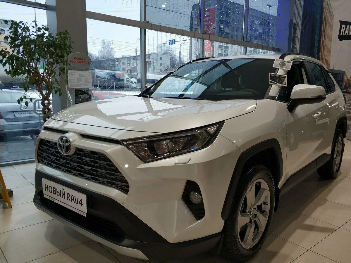 Рав челябинск. Тойота рав 4 2022 белая. Toyota rav4 2021. Toyota rav4 2020. Toyota RAV 2021.