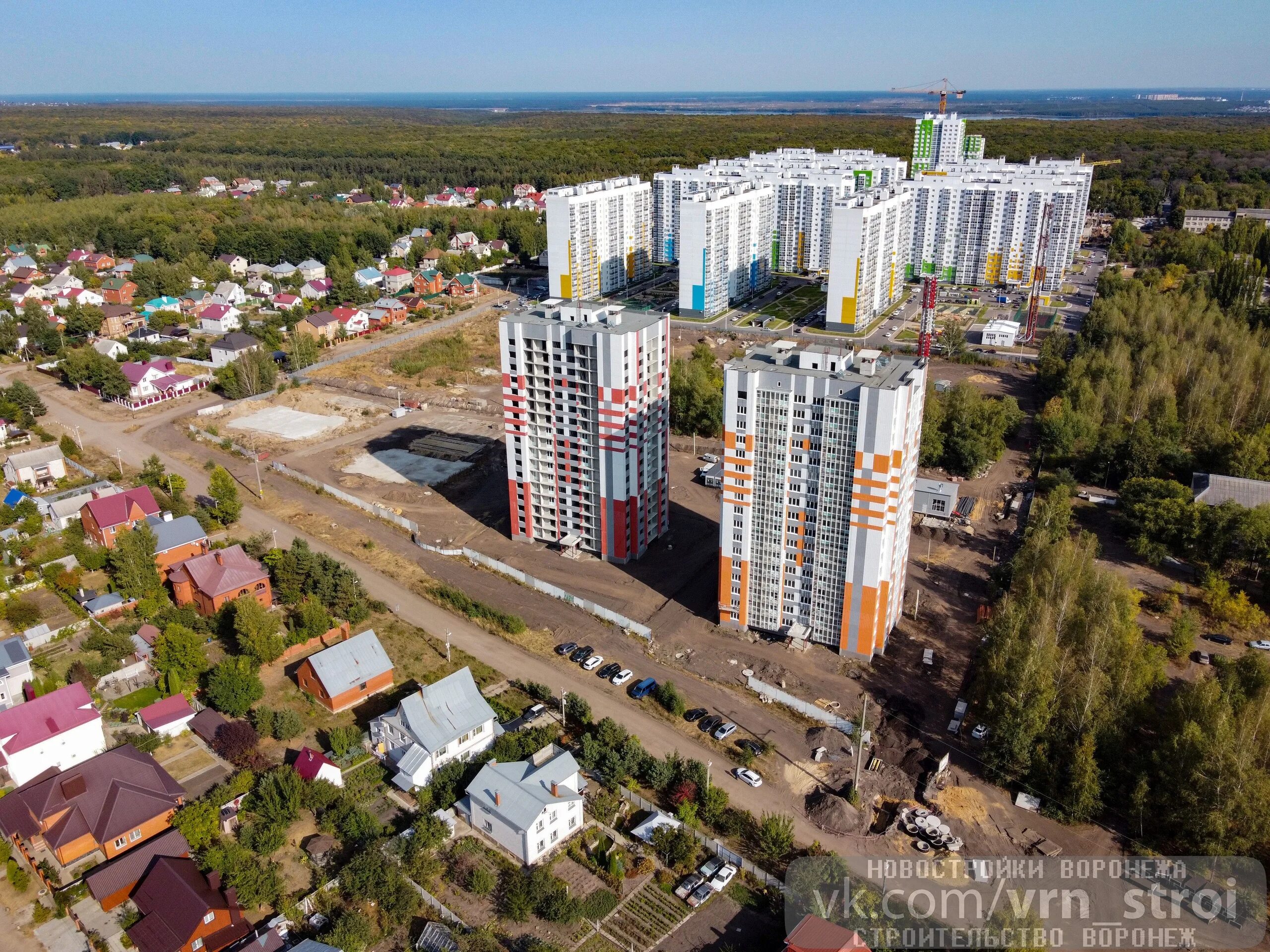 Жилой массив задонье. ЖК Задонье Воронеж. Грин парк Воронеж. Задонье парк Воронеж. ЖК Грин парк Воронеж.