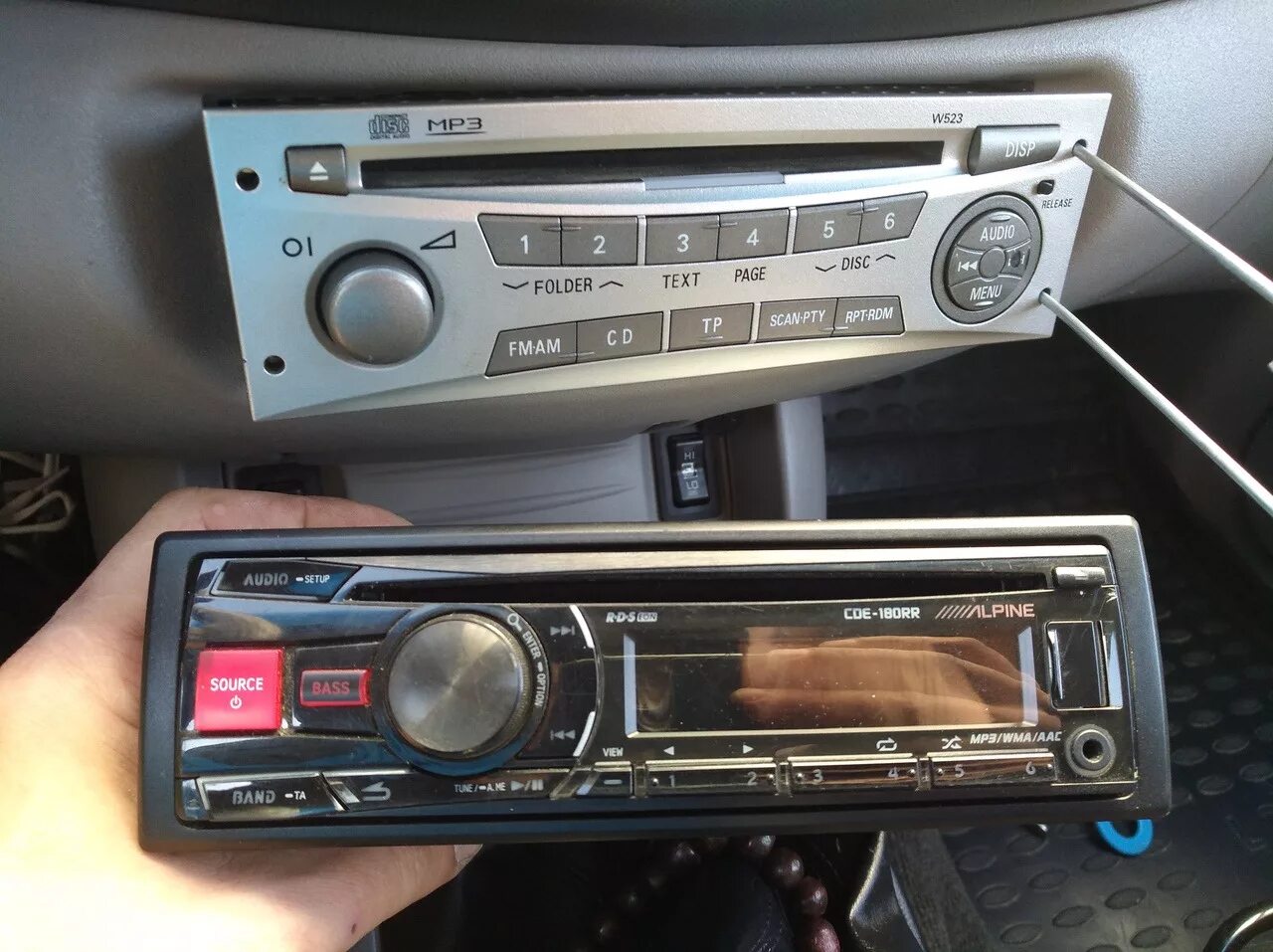 Штатная магнитола л200. Pioneer divx магнитола. Kenwood dpx-5200bt. Пионер мосфет 50wx4. Магнитола kenwood с экраном 1din.