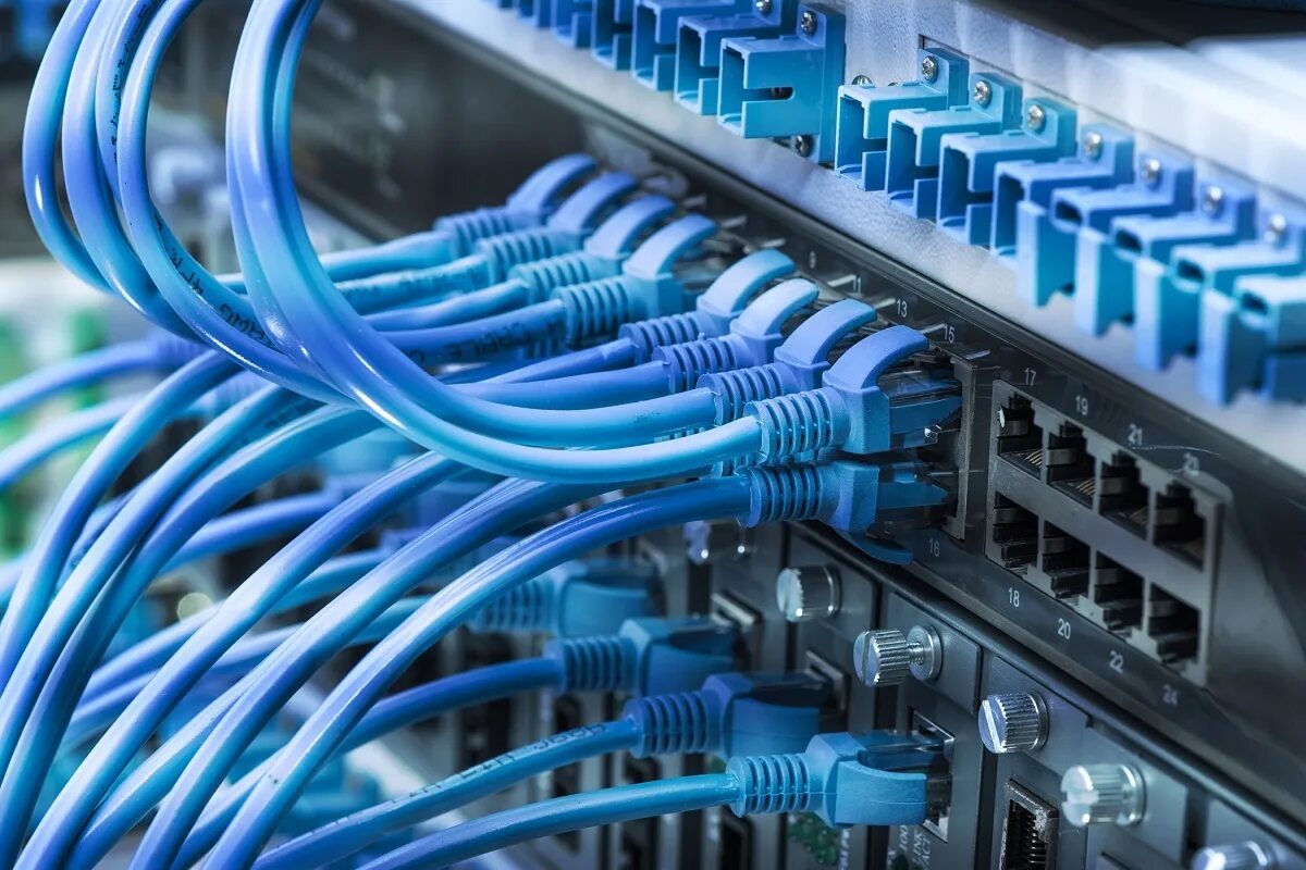 Кабельная сеть связи. Кабельная система Ethernet. Сетевое и серверное оборудование. Монтаж слаботочных сетей. Локальная сеть.