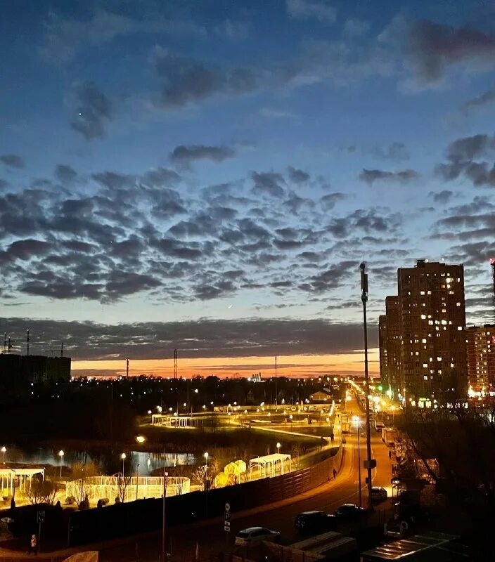 щербинка ночью. депо красная пресня. щербинка ночью. ночная щербинка. ночной подольск.