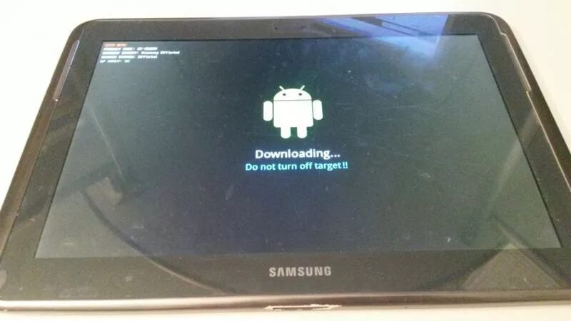 1 батарея заряжается до 70%. 1. лопнул экран планшет самсунг галакси таб. самсунг galaxy note n8000 экран. планшет самсунг не загружается.