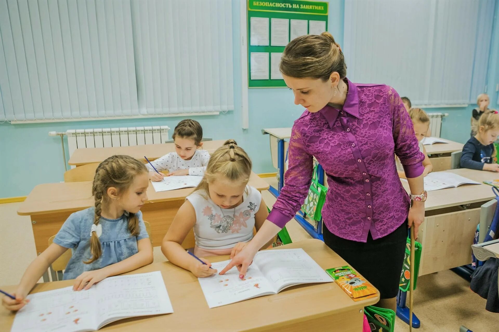 ярмарка вакансий в центре занятости. центр занятости населения. сайт центра занятости ханты мансийск. сайт центра занятости ханты мансийск. директор центра занятости.