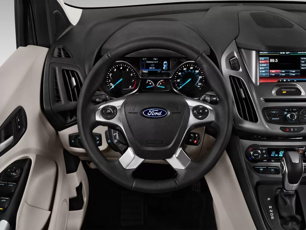 Ford Transit connect 2018 салон. Ford Transit connect 2014 салон. Ford Transit connect 2017. Ford Transit connect 2019 салон.