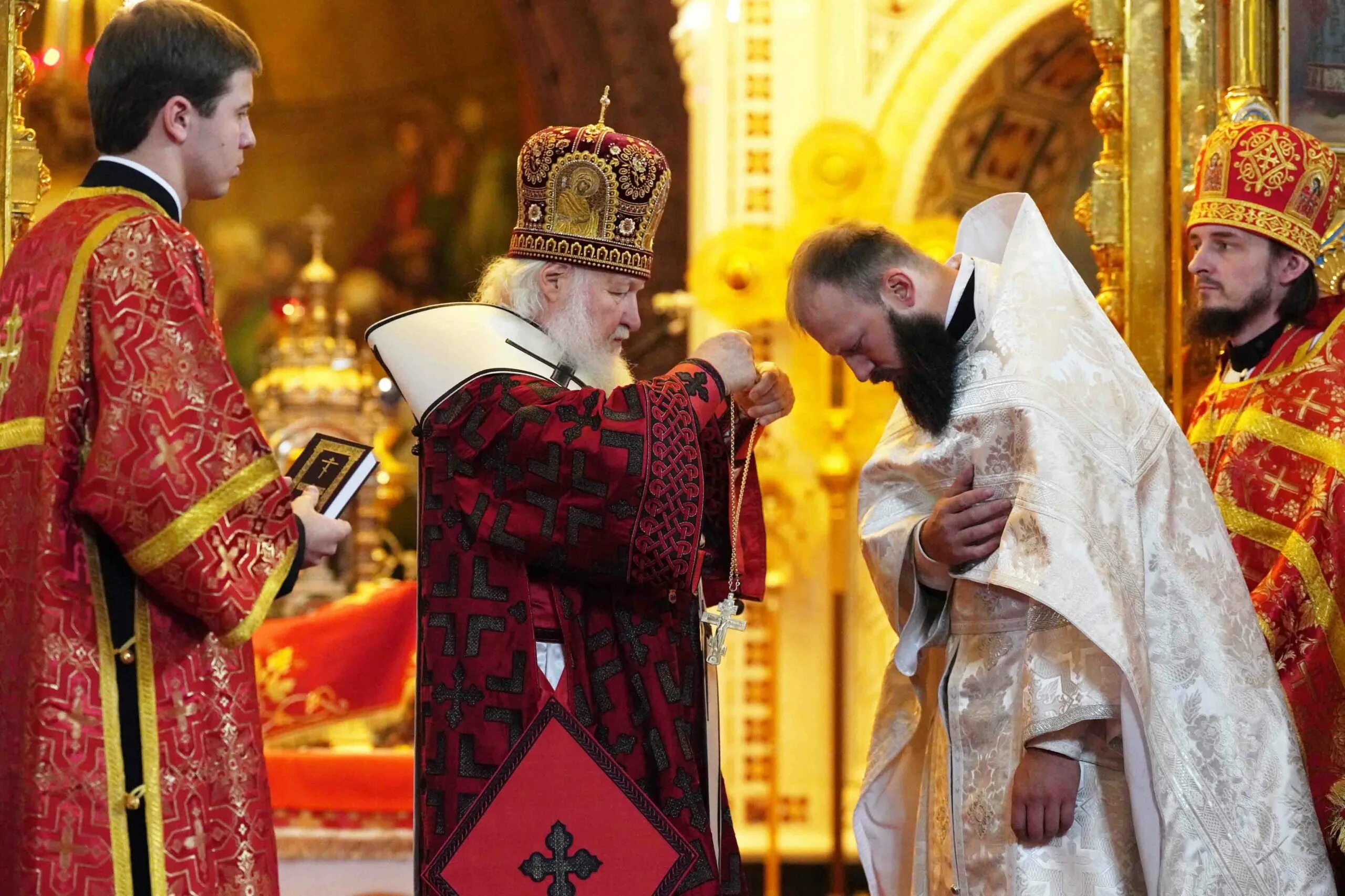 единоличное рукоположение в епископы. игумен иоанн рубин рукоположение в диакона. пензенский кафедральный собор рукоположение. рукоположение в дьяконы. рукоположение в диакона.