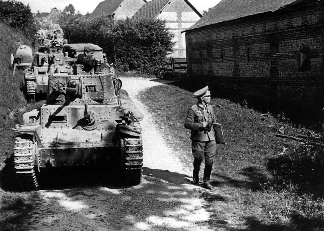 Танк дивизии вермахта. Генерал-майор роммель во франции 1940. эрвин роммель 7 танковая дивизия. немецкие танки во франции 1940. 7 танковая дивизия 1940 франция.