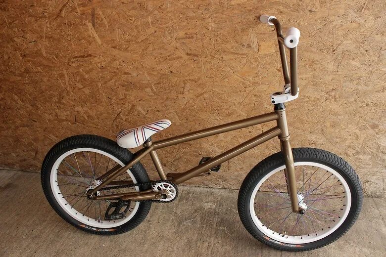 Bmx killabee. 7. Bmx killabee. Рама тотал бмх. Total killabee k4.