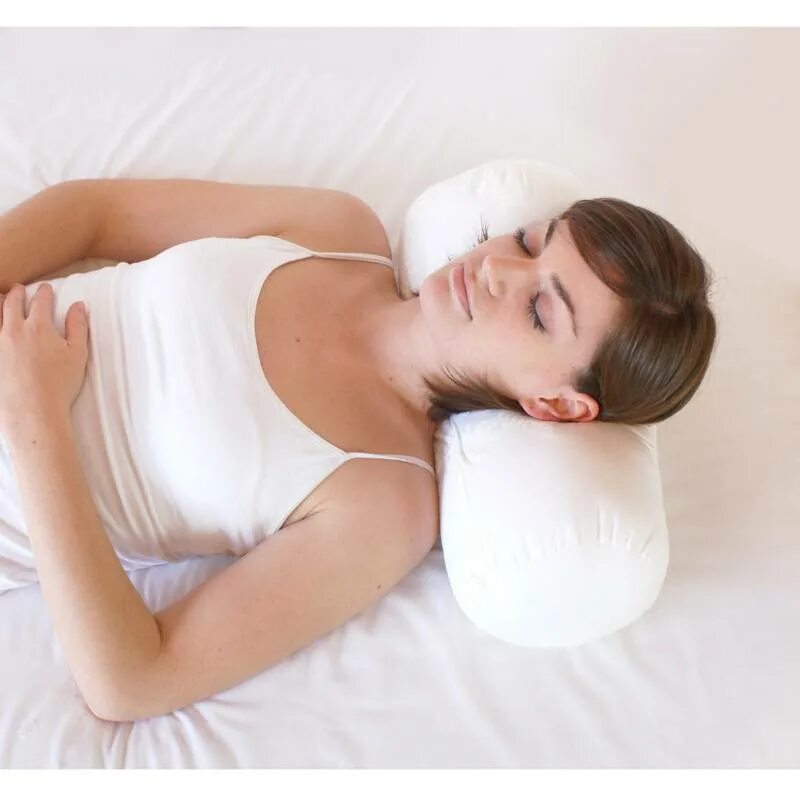 Подушка для шейного отдела позвоночника. Подушка при шейном остеохондрозе. Правильная подушка для сна. Подушка для остеохондроза шеи.
