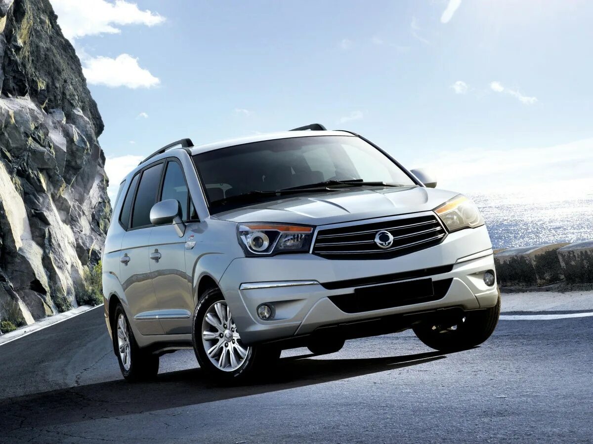 Санг йонг 2013. SSANGYONG Stavic. SSANGYONG Stavic 2013. SSANGYONG Rodius Stavic. SSANGYONG Rodius 2013.