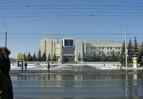 Сайт кантеррия тюмень. ДК геолог Тюмень. Технопарк геолог Тюмень. ДК геолог Сургут. В Тюмень здания геолог.